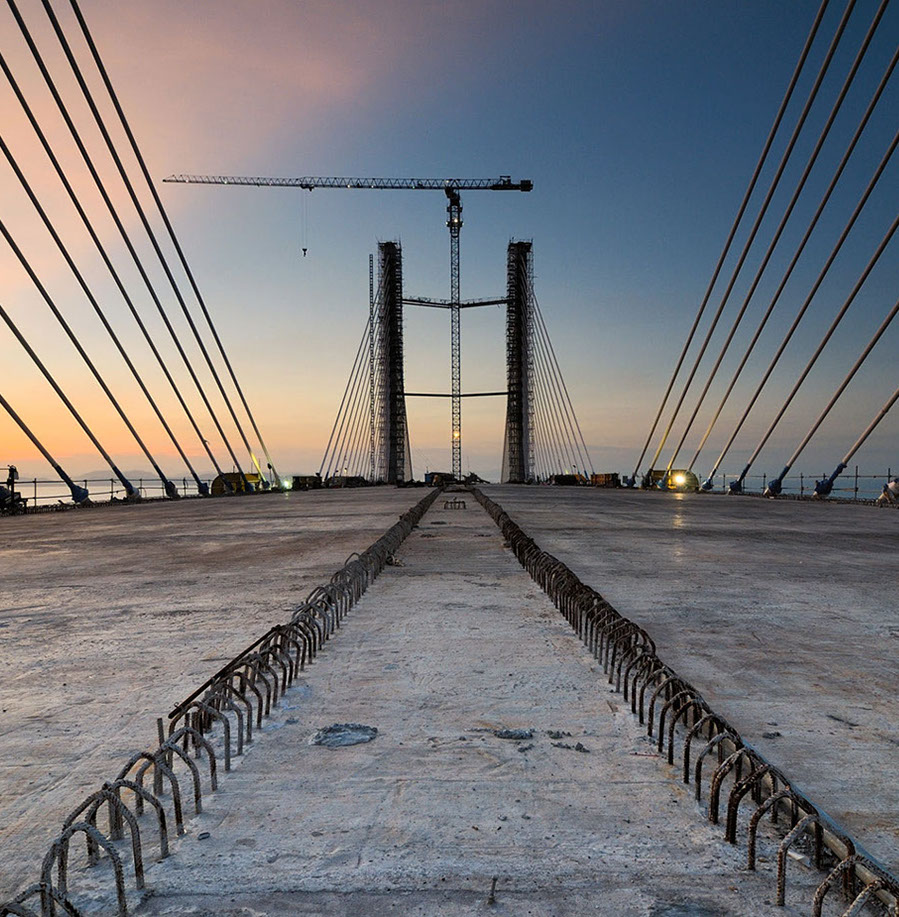 Franco Infrastructure | Alquiler de maquinaria y transporte.